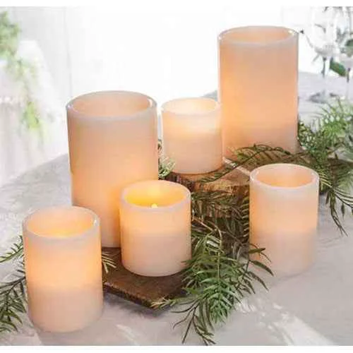First-Class Set of 6 LED Flicker Pillars Casual