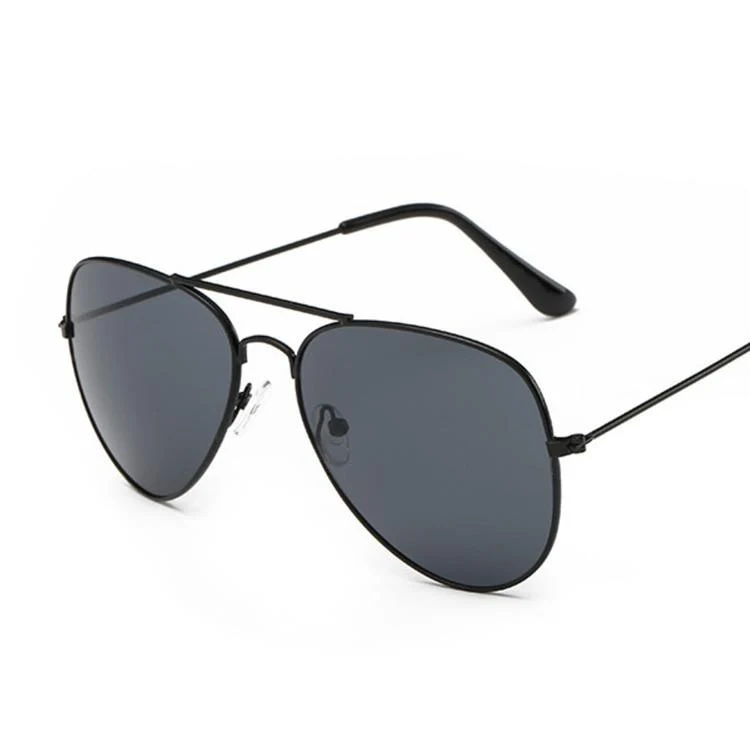 Premium Material Gafas de sol de aviador clásicas de metal Traditional