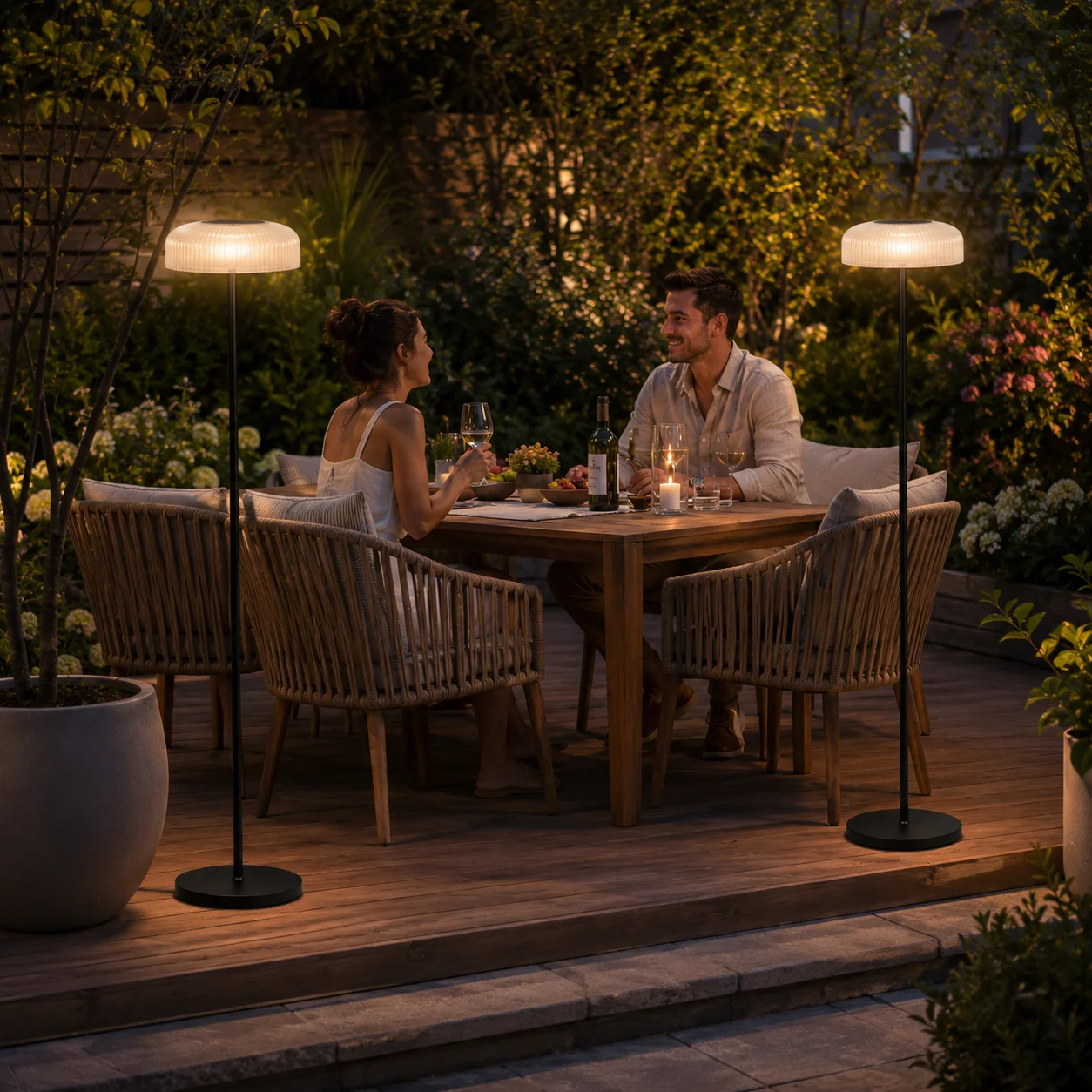 Proven Mushroom Glow Solar Floor Lamp Green