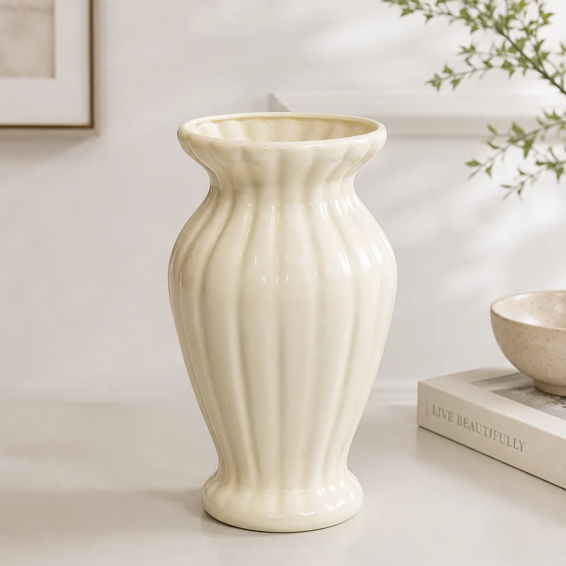 Original Design Elegant Grace Style Vase Soft