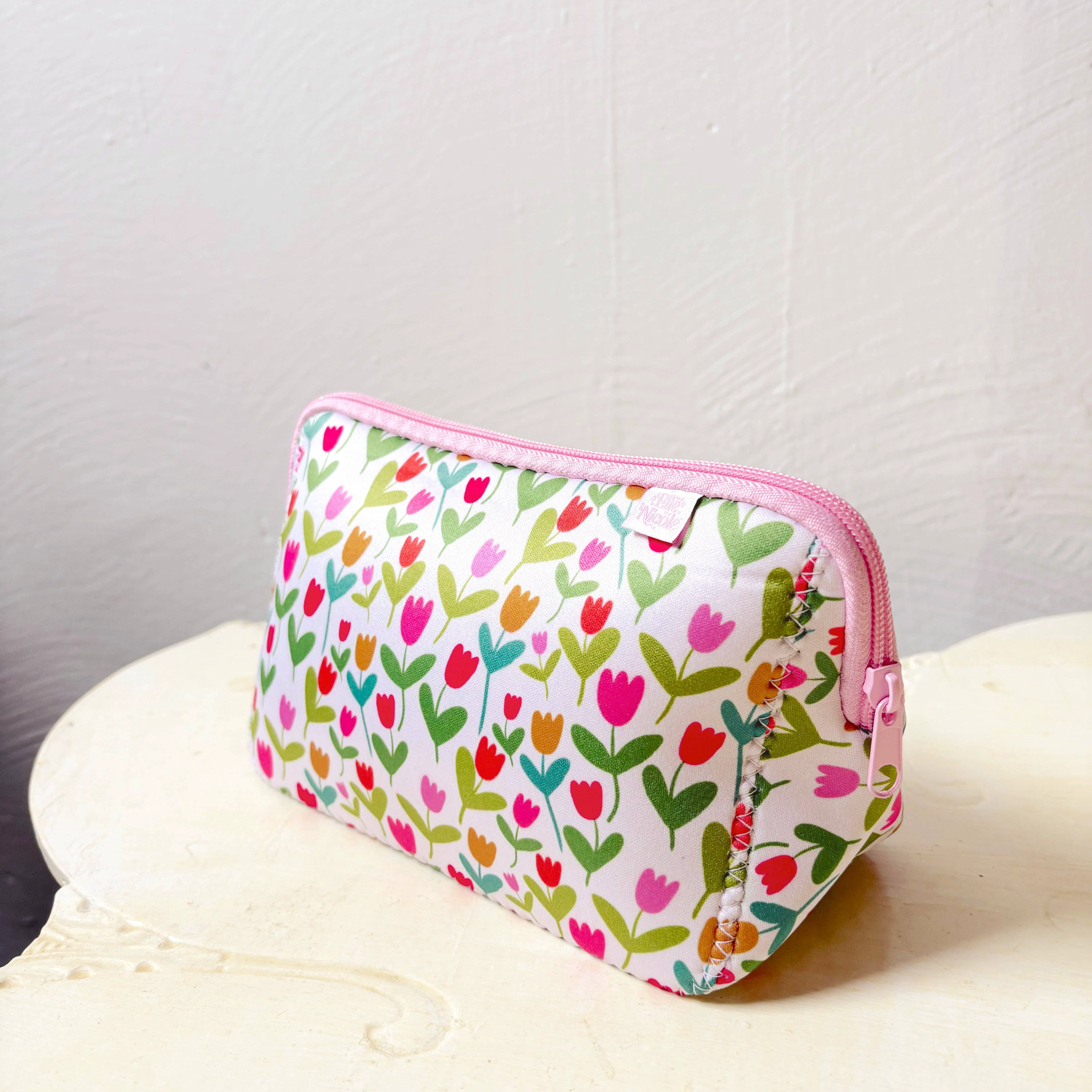 Comfortable Cosmetic Bag - Tulips Traditional