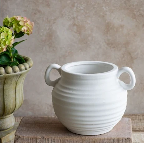 Top-Quality White Ceramic 6-inch Vase with Handles Clean