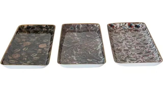 Fashionable Enameled Metal Tray w Pattern Gold Rim Detailed