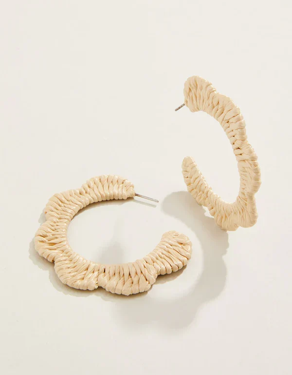 Exceptional Scalloped Straw Hoop Earrings Natural Comfortable