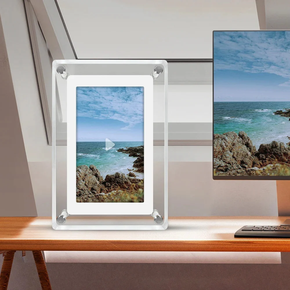 Premium Material Digital Photo Frame with IPS Screen Plays Photos Video First-Class