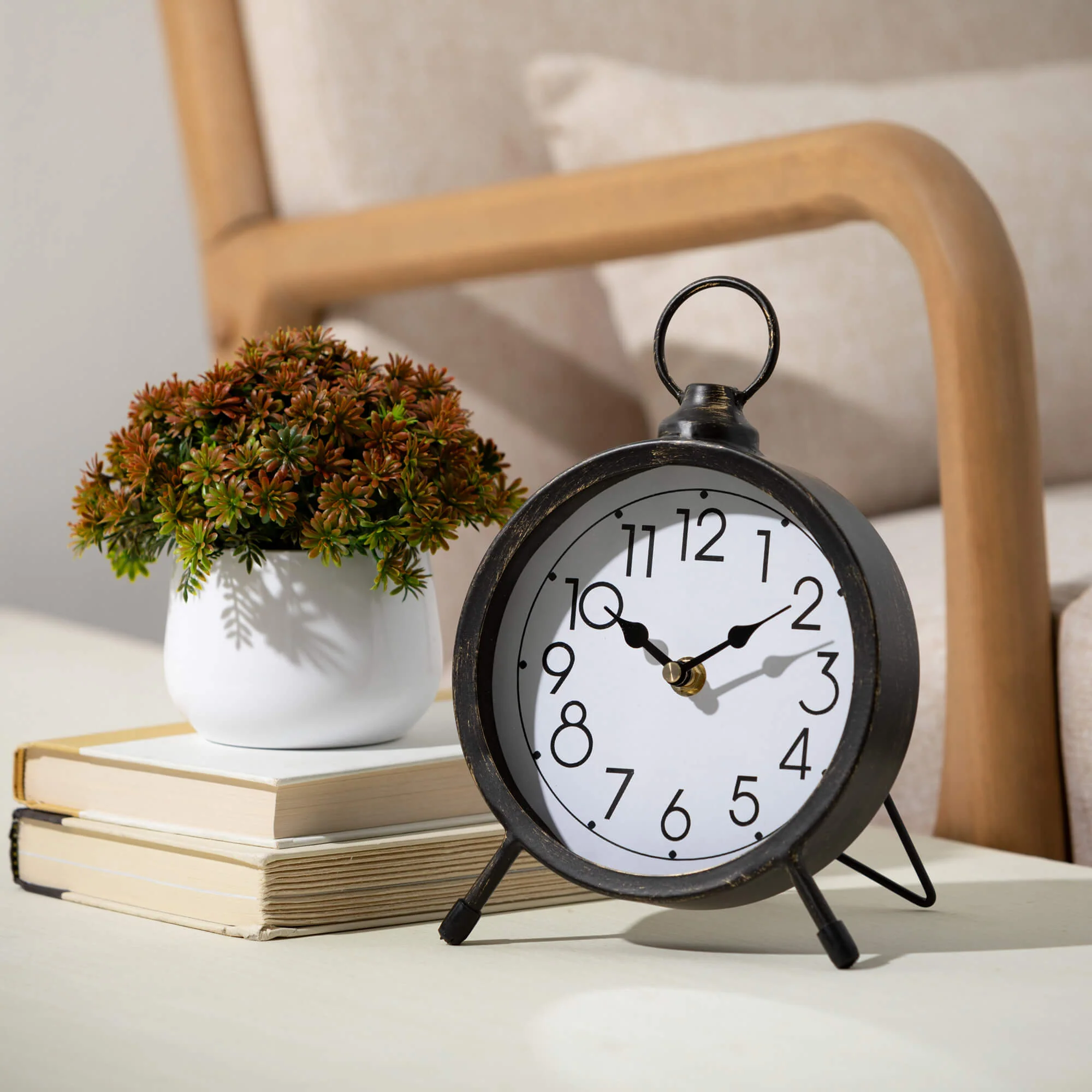Eco-Friendly Aged Black Metal Desk Clock Smart