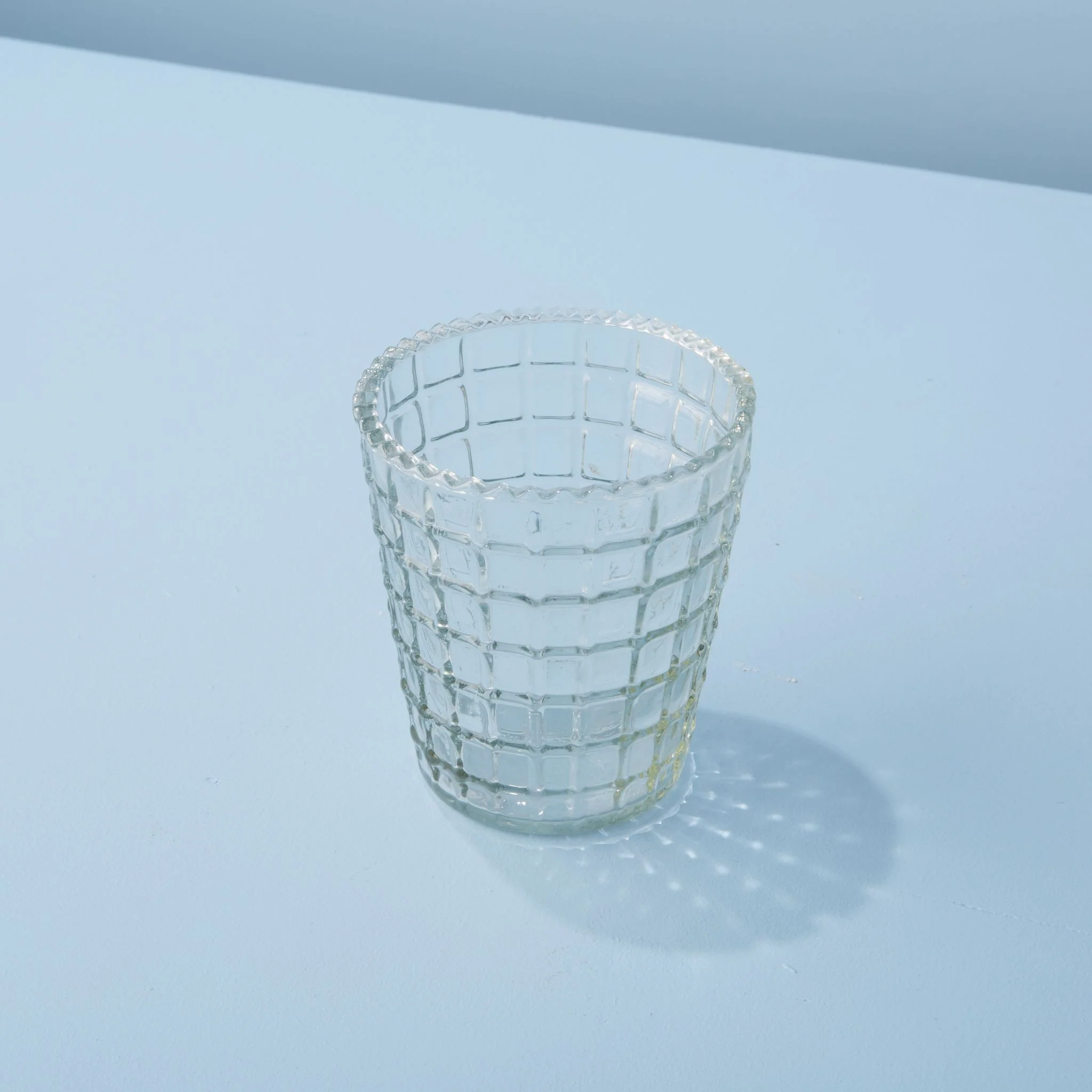 Soft Ruffle Glass Lattice Tumbler Solid