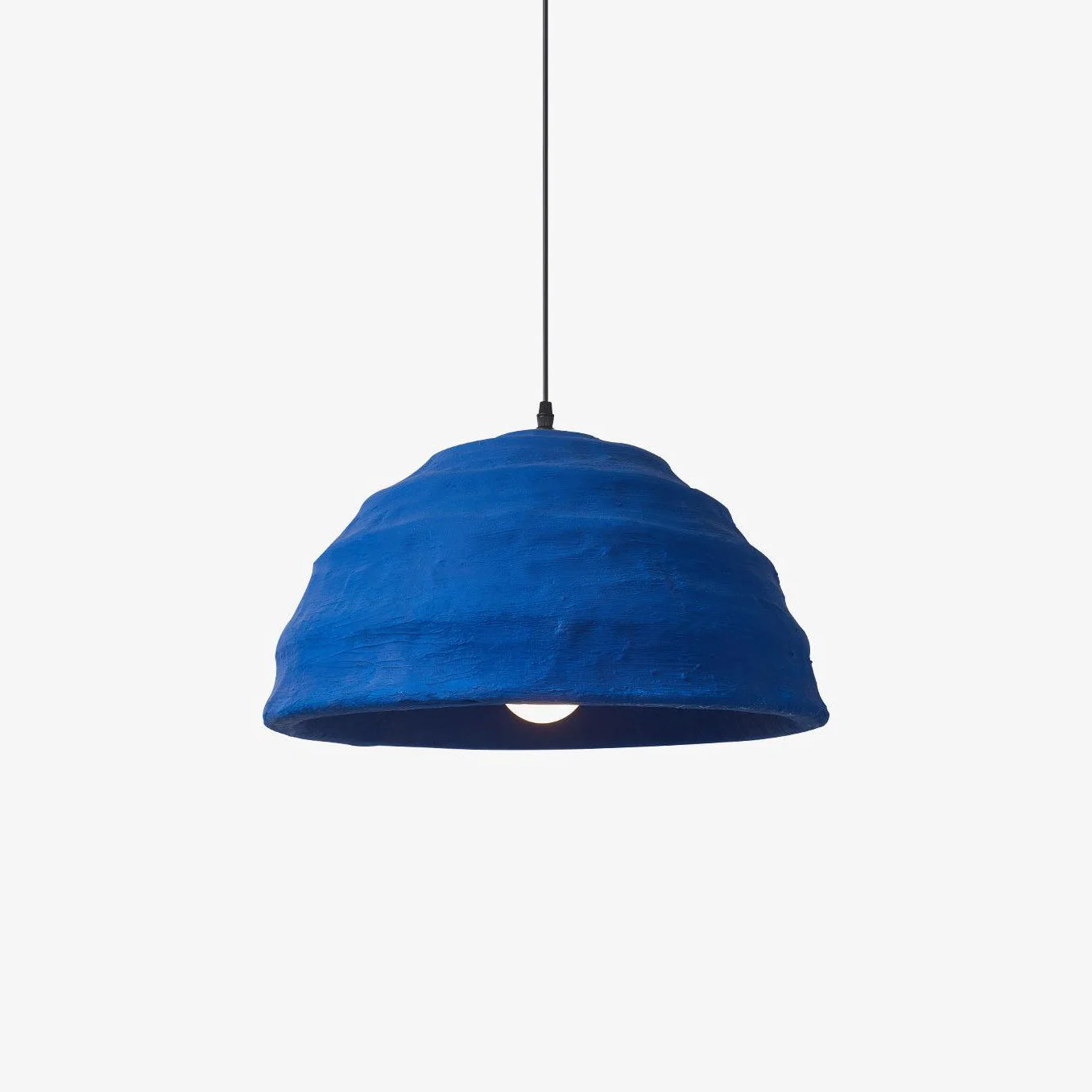 Smooth Pluto Pendant Lamp Artisan