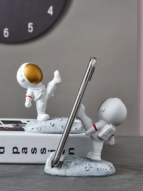 Reusable Modern Nordic Astronaut Phone Stand Stylish
