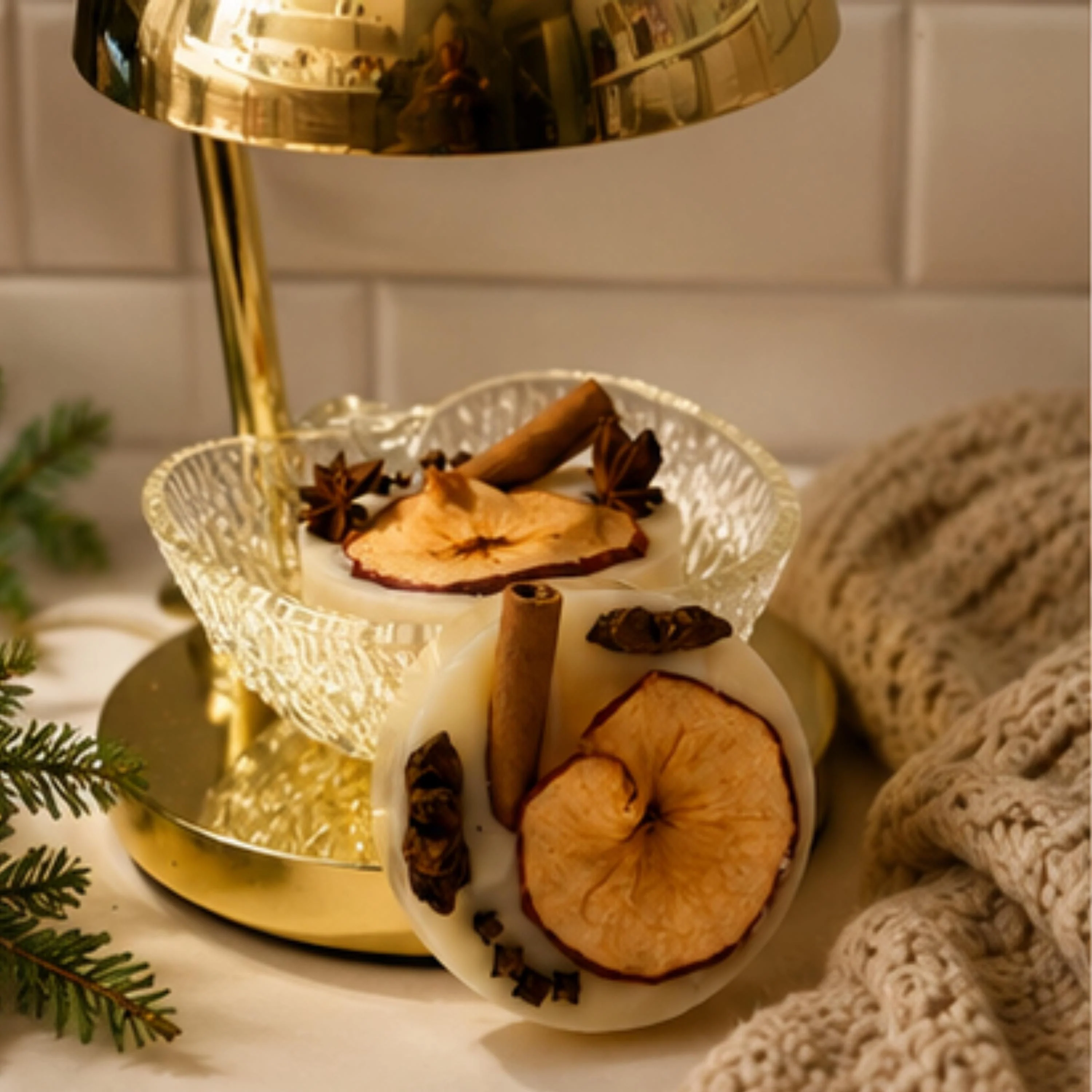 Sophisticated Apple Cider Hearth Wax Melt Wickless Candle Cozy Lamp Warmer Tart Proven