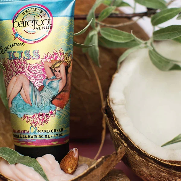 Unique Coconut Kiss - Hand Cream Easy-to-Use