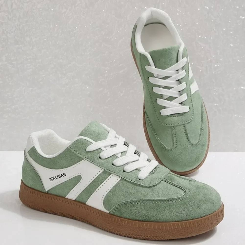 User-Friendly WideRoam — Women's Lace-Up Trainers Breathable Wide-Fit Sports Shoes High-Performance