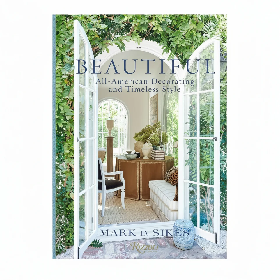 Elegant Beautiful All-American Decorating and Timeless Style Breathable