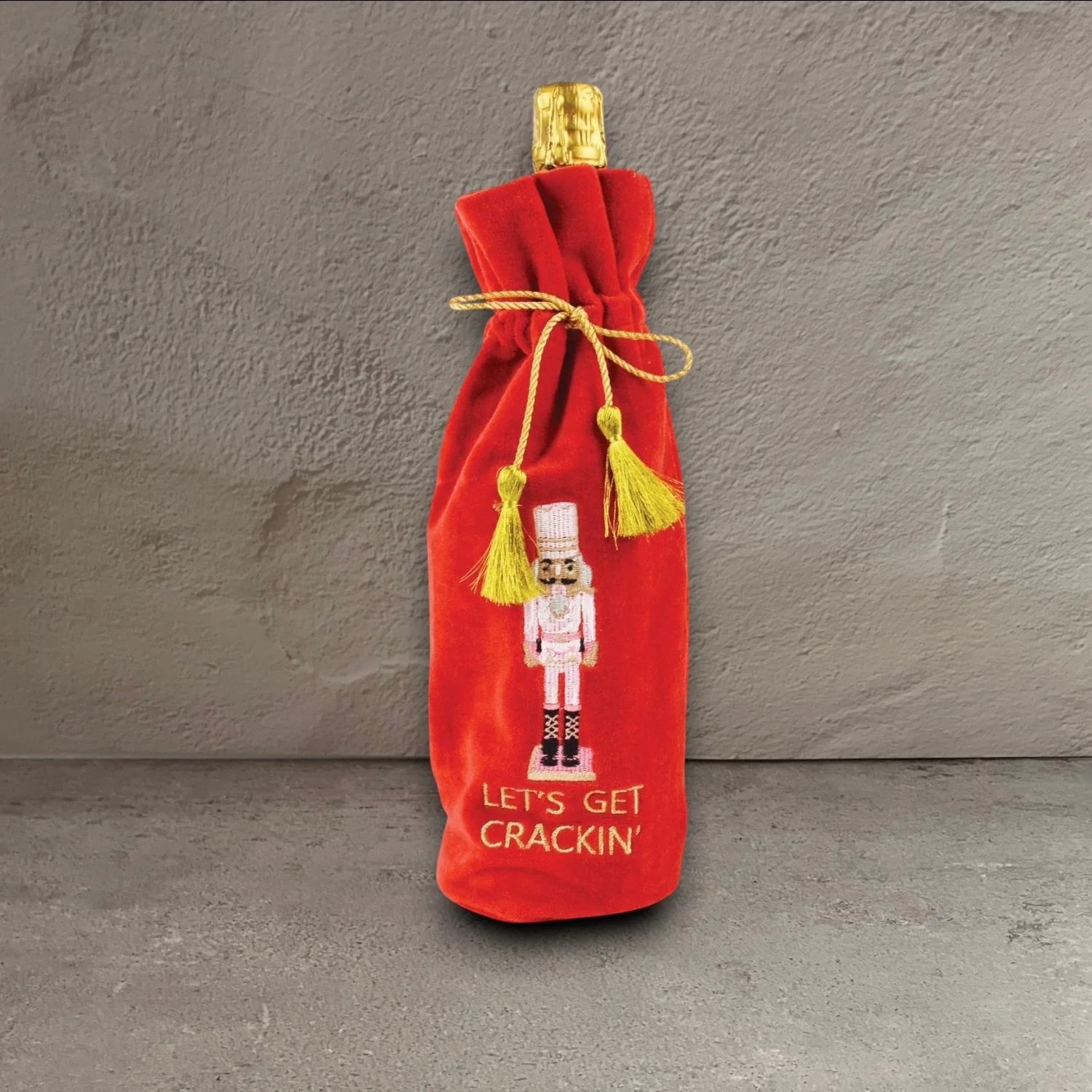 Reusable Nutcracker Embroidered Red Velvet Wine Gift Bag Environmentally Friendly