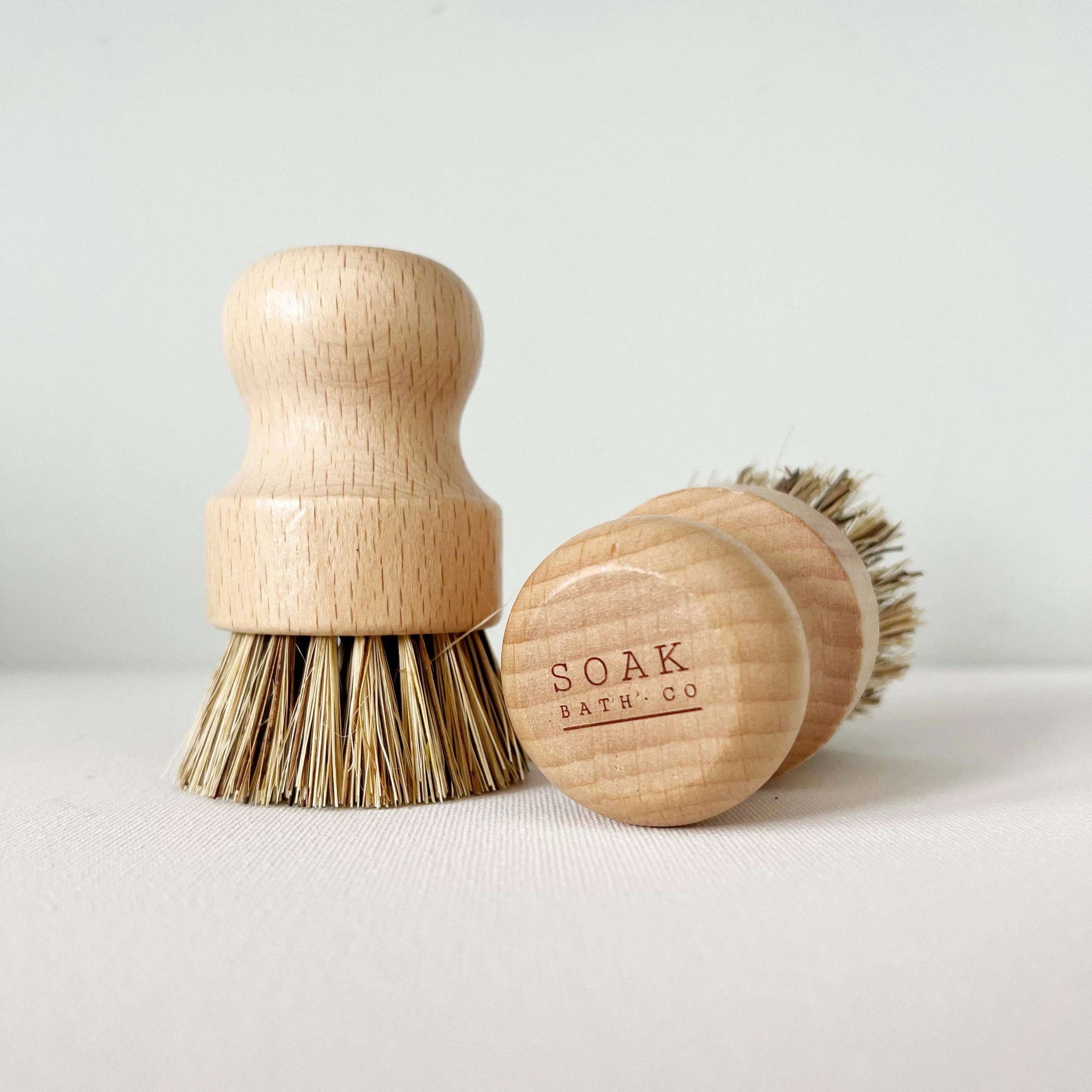 Classic Dish Brush Bamboo Pot Scrubber Contemporary