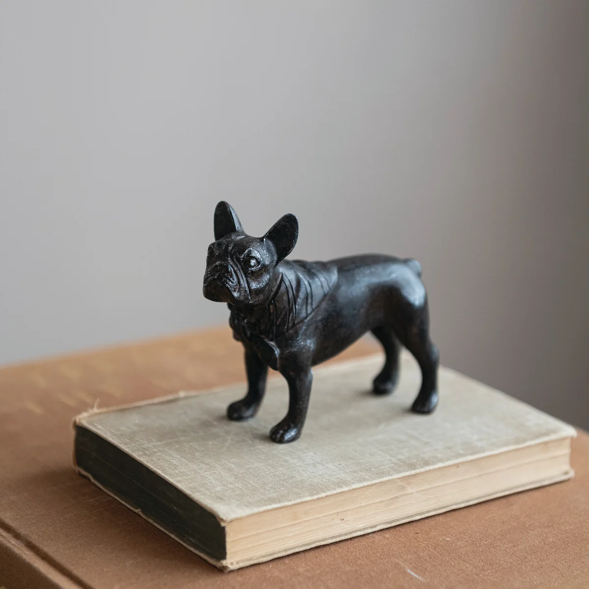 Selected Resin French Bulldog Black Versatile