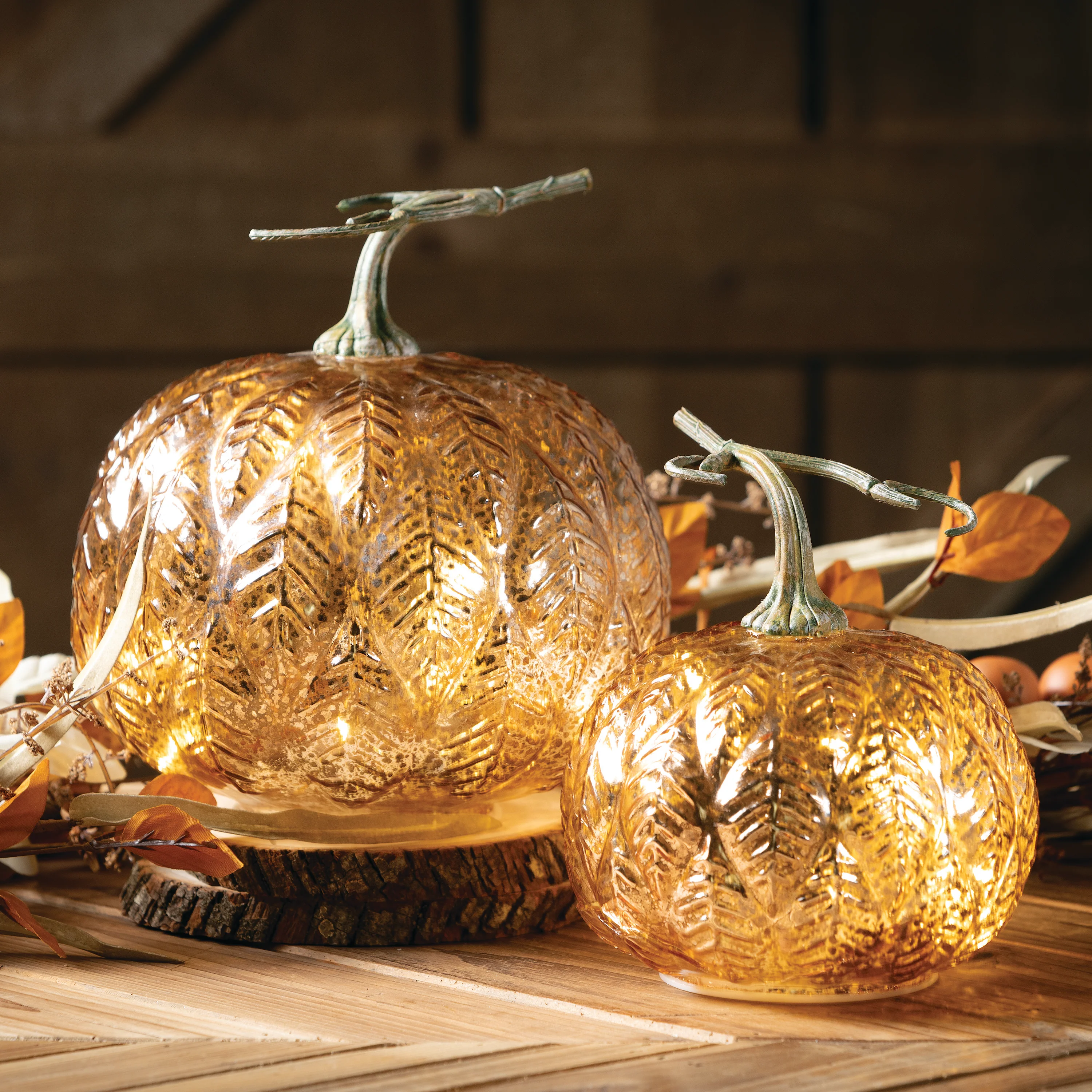 Original Design Amber Pumpkin with Leaf Pattern Easy-to-Use