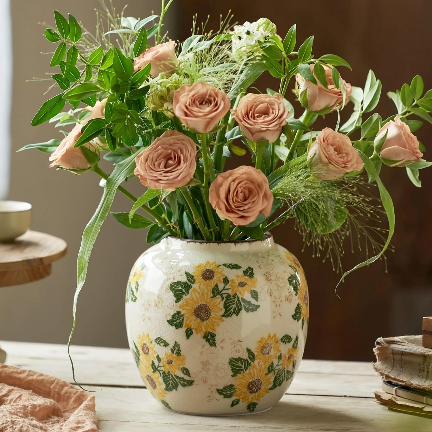 Safe Round Pastoral Ceramic Vase 6.3 Inch Chinoiserie Sunflower Yellow Floral Vases Retro Ice Cracked Rustic Antique Flower Vases for Rustic Living Room Original