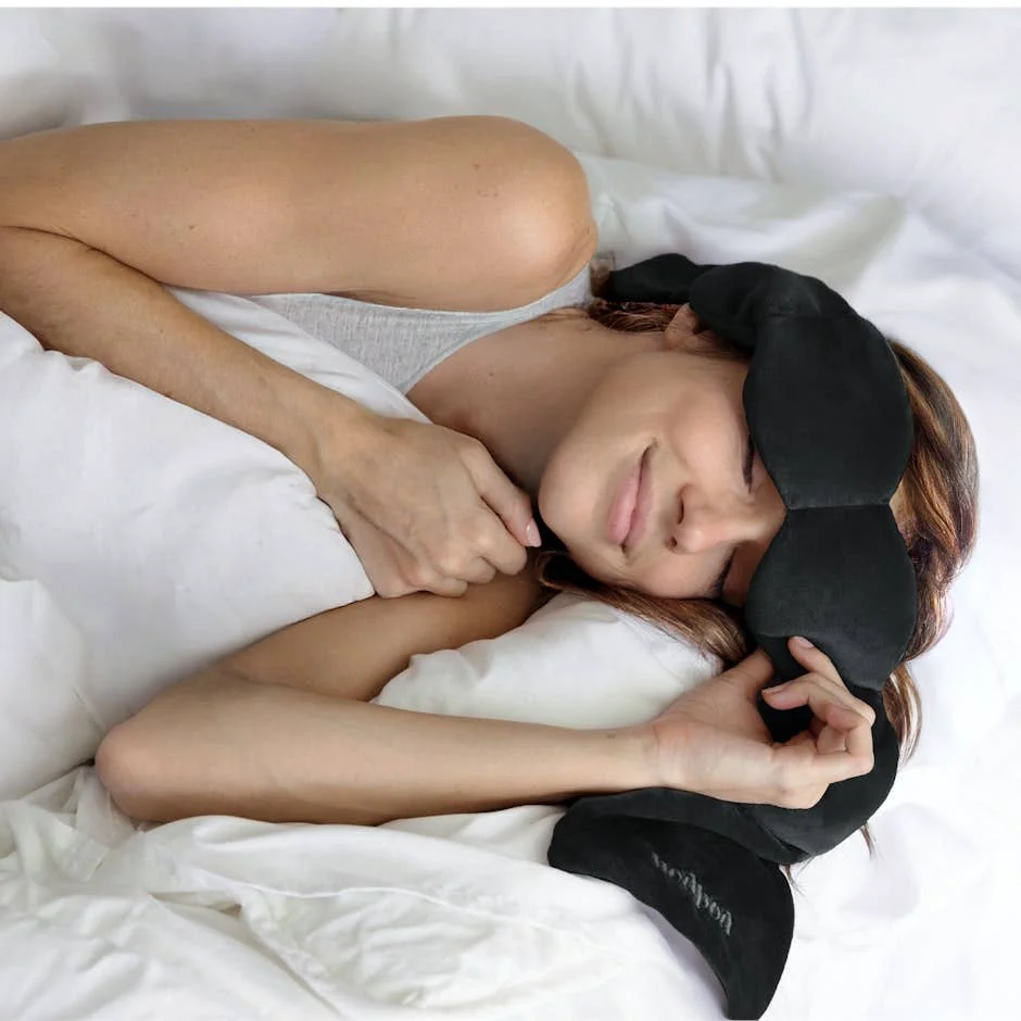 Consistent Weighted Sleep Mask in Onyx Quality