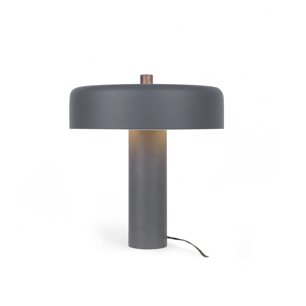 Traditional Kunk Table Lamp Proven