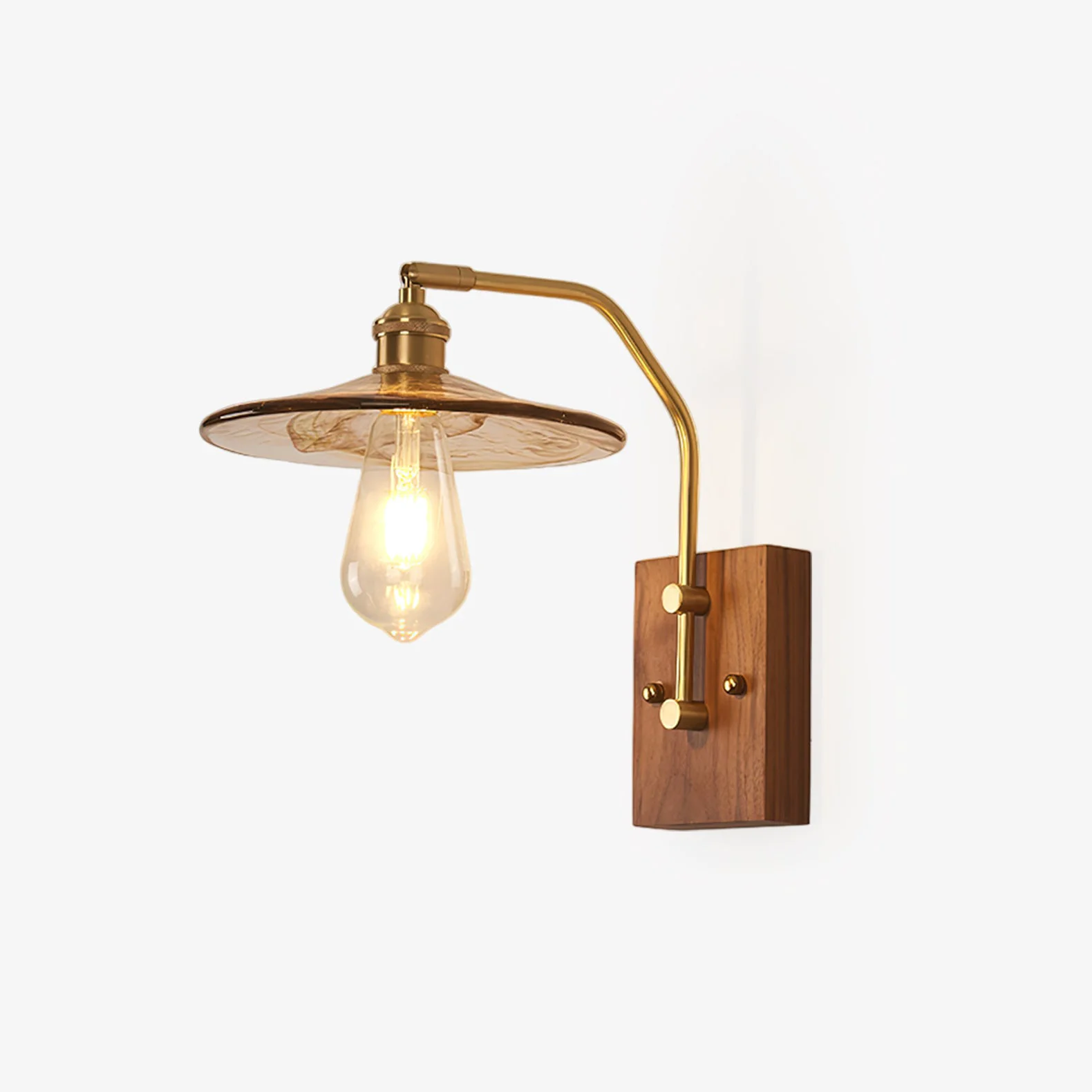 User-Friendly Heritage Walnut Wall Lamp Refined
