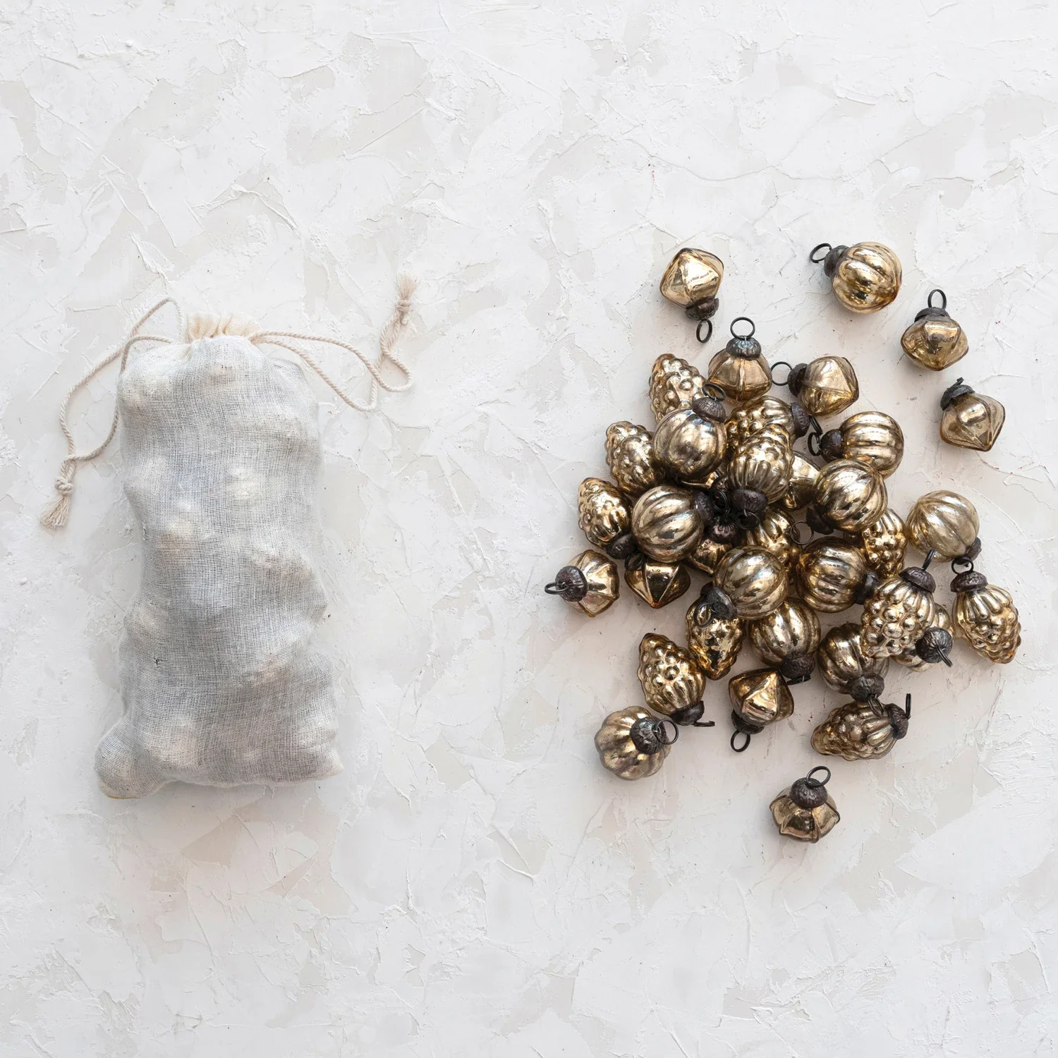 High-Grade 1 Embossed Mercury Glass Ornaments Secure