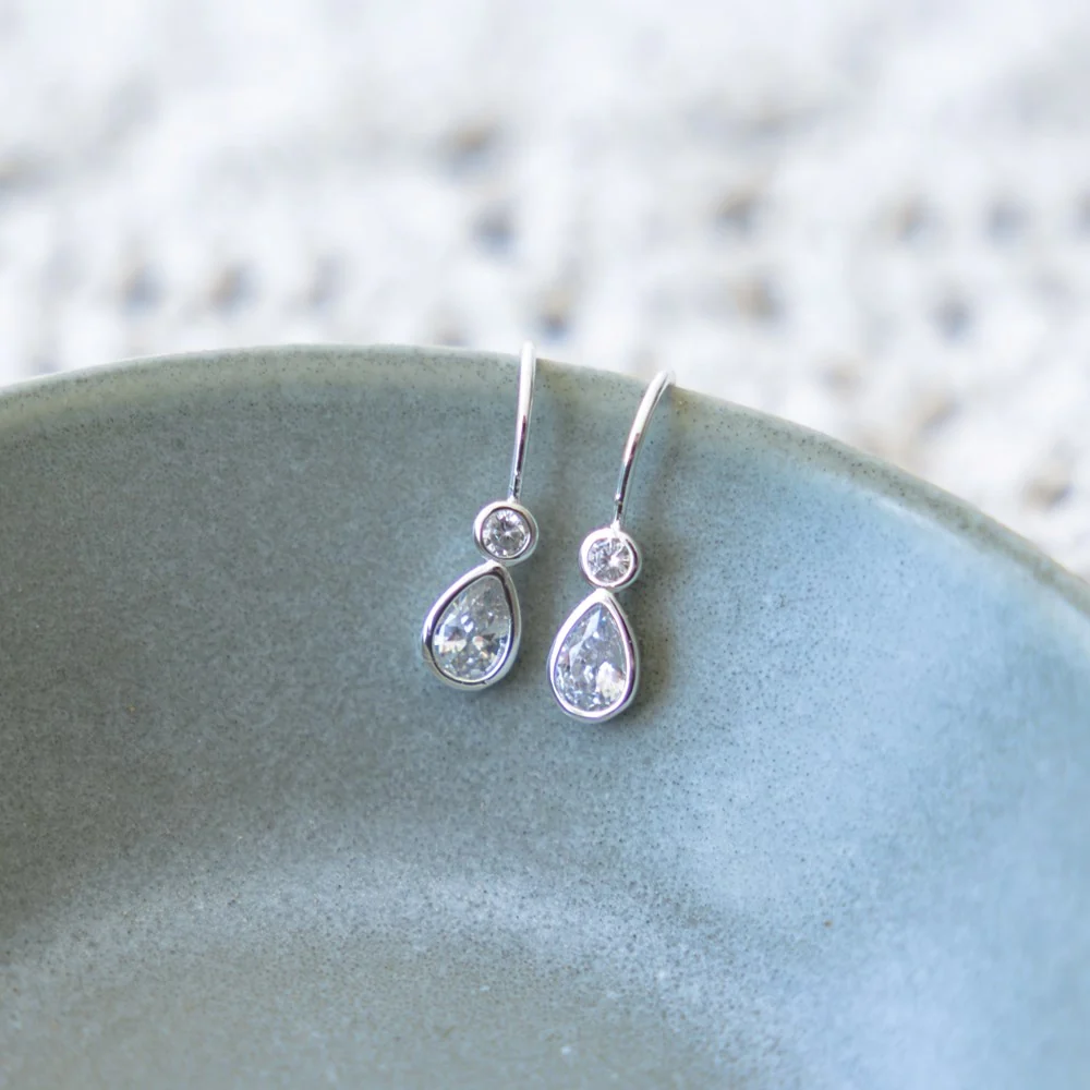 Elite Aura Earrings Long-Lasting