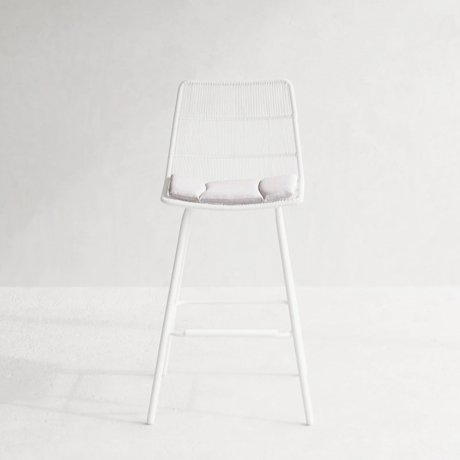 Advanced Rose Outdoor Counter Stool Seat Cushion Light Grey Traditional