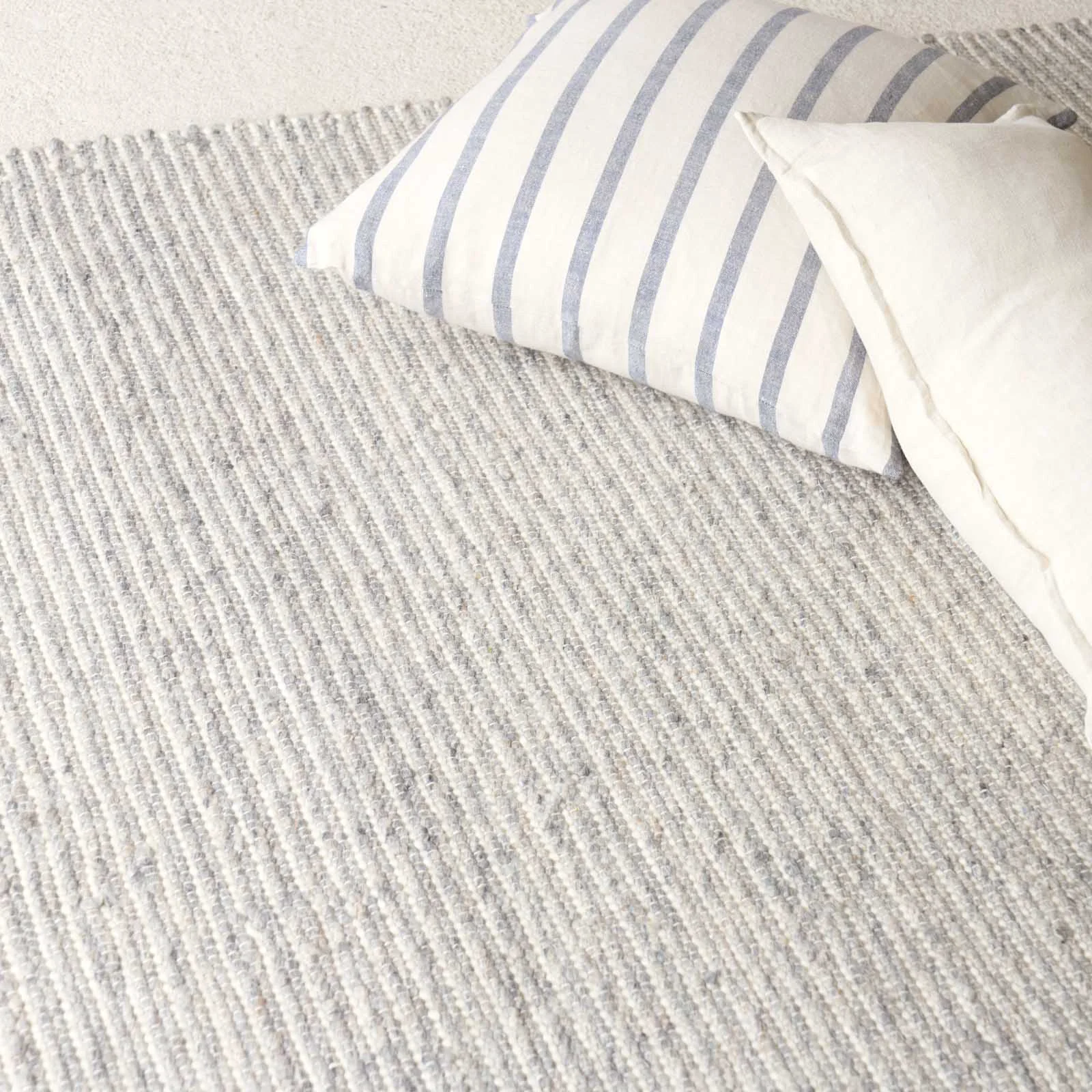 Secure Arid Wool Rug Coast Carefully Designed