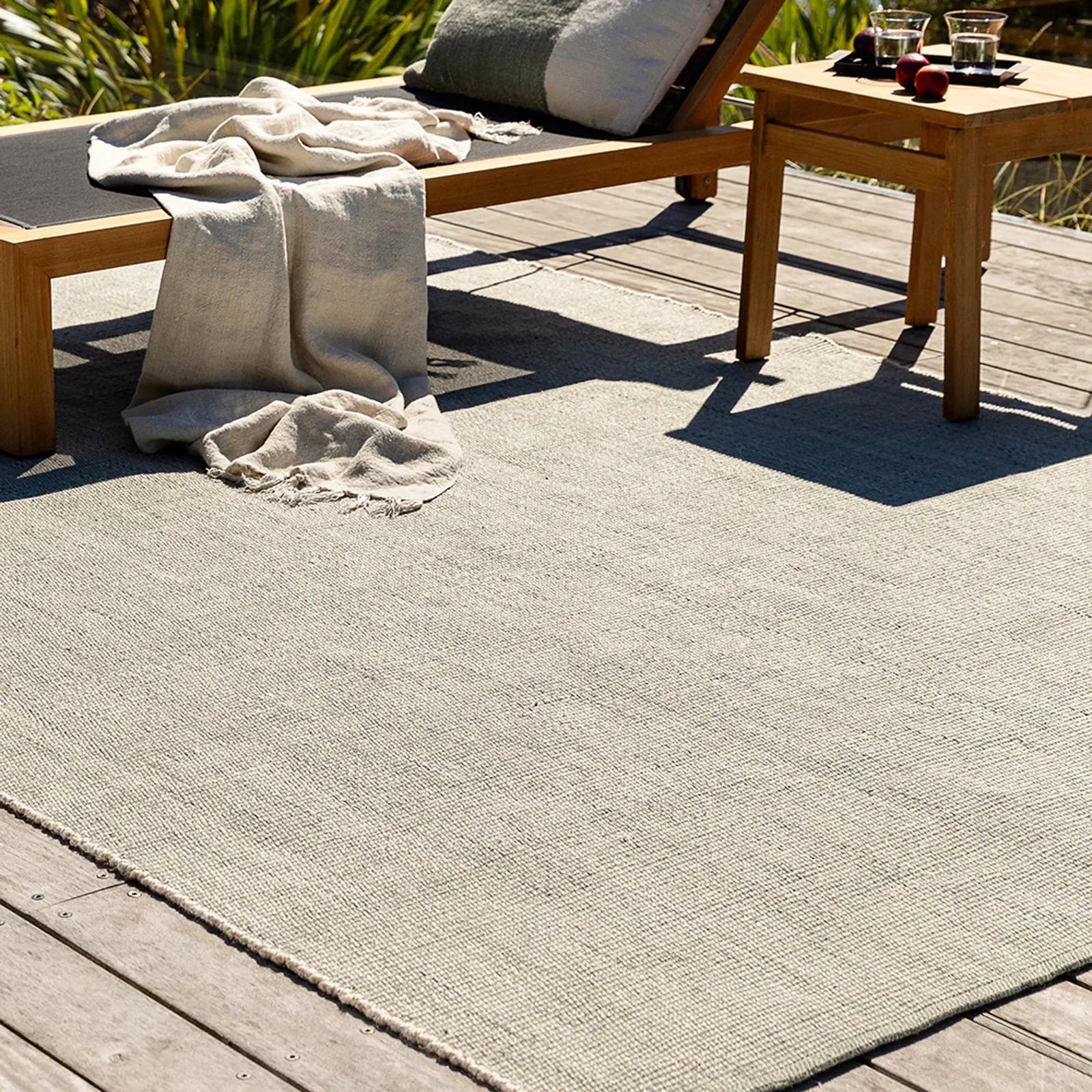 Breathable Lonsdale Outdoor Floor Rug Eucalyptus Easy-to-Use
