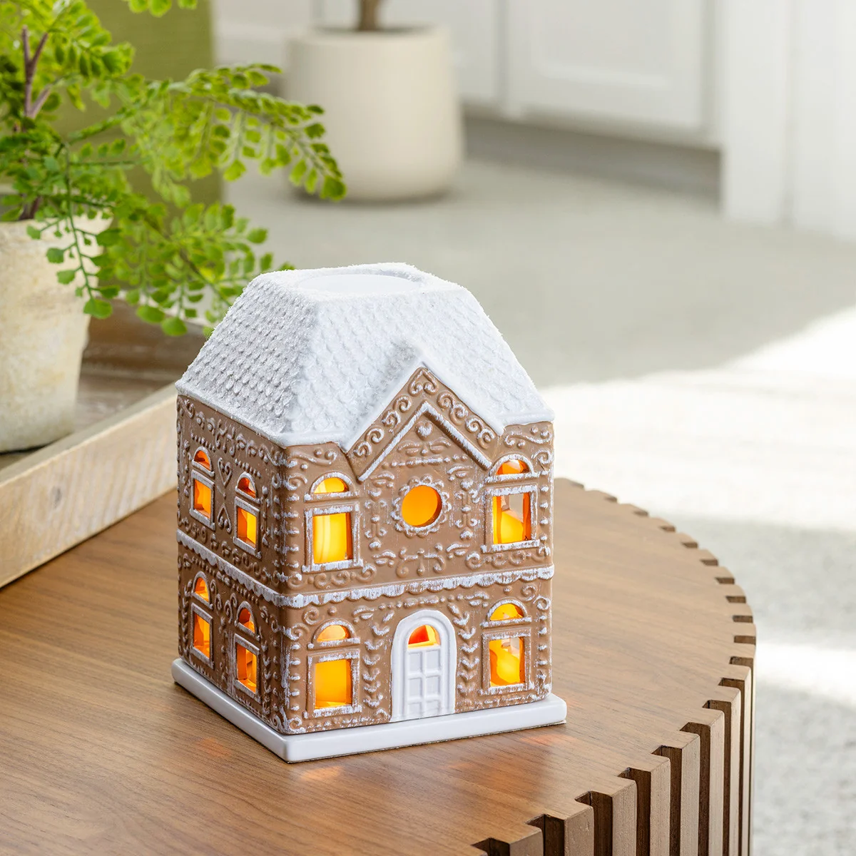 Sophisticated Gingerbread House Canopy Fragrance Warmer Proven
