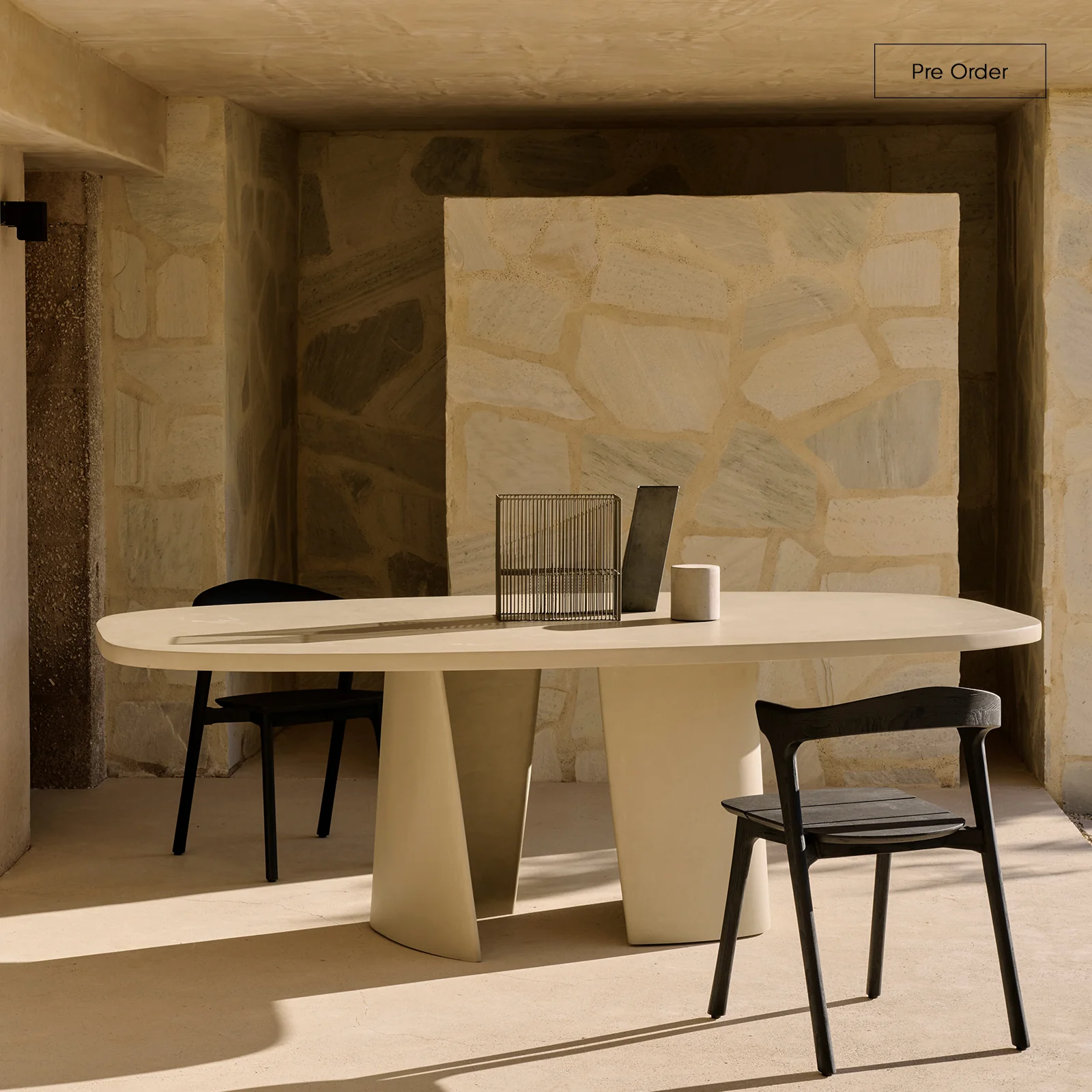 Luxury Canyon Outdoor Dining Table Concrete Traditional