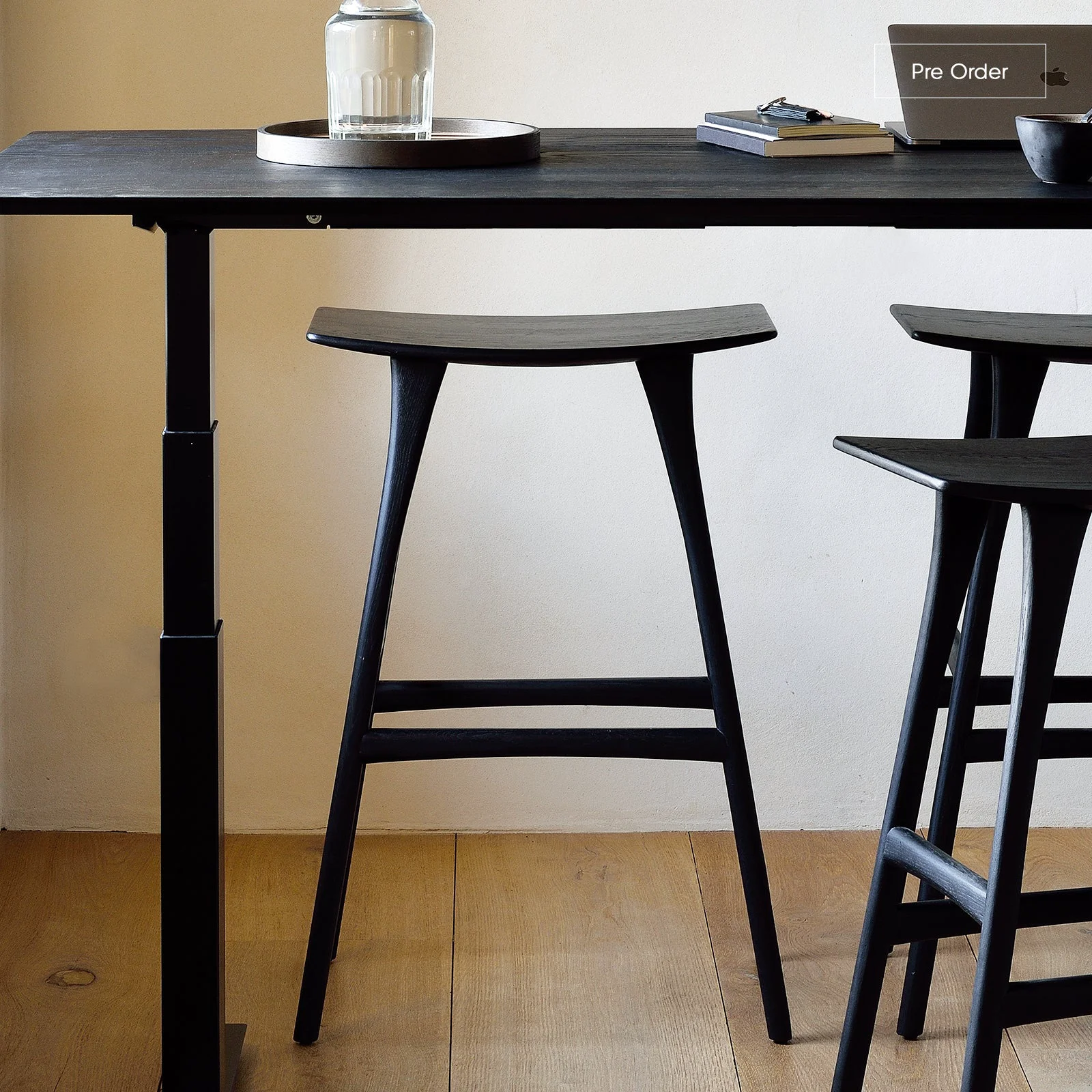 Superior Osso Bar Stool Oak - Black Organic