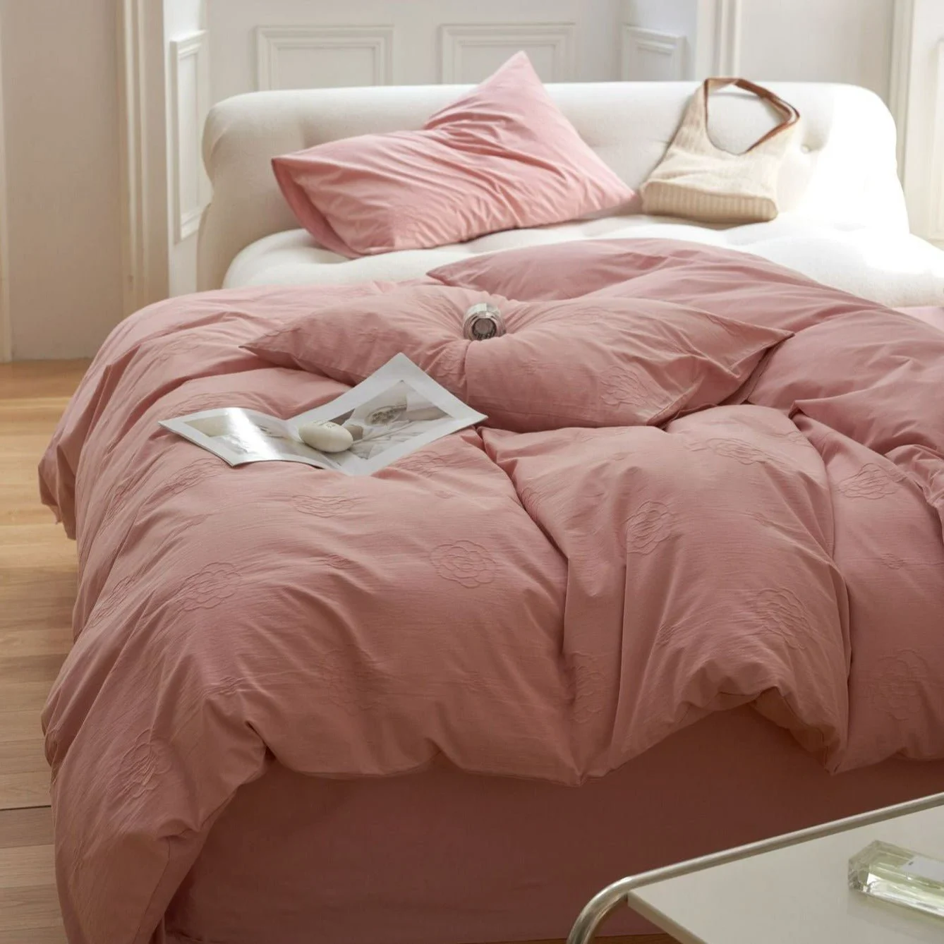 Lightweight Rose Textured Bedding Set Dependable