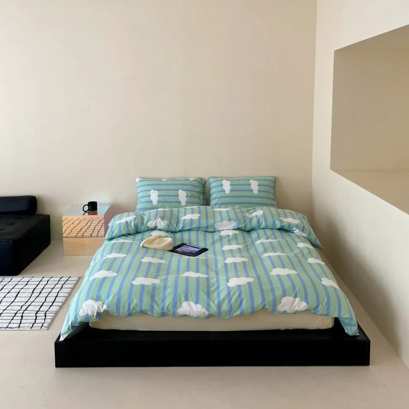High-Performance Cloud Bedding Set Powerful