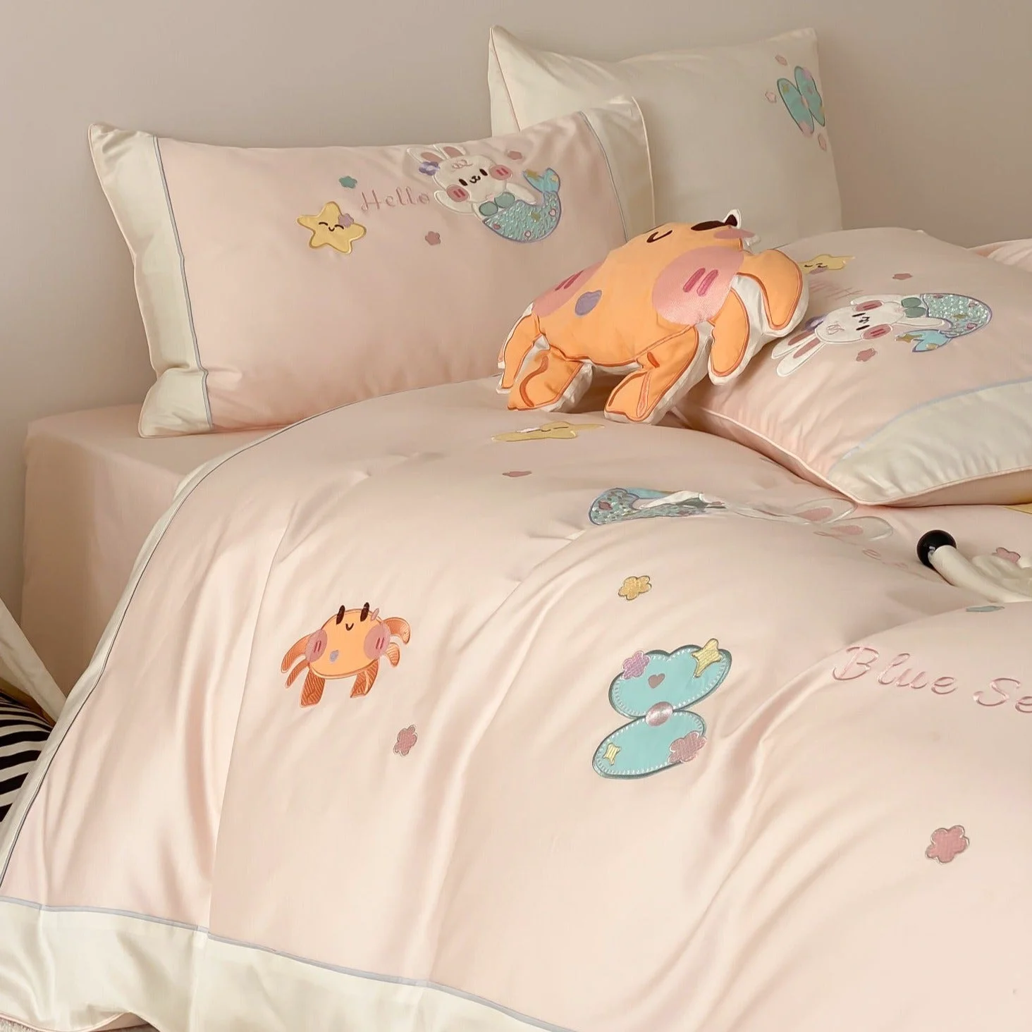 Professional Pink Seabed Fantasy Bedding Set Fine