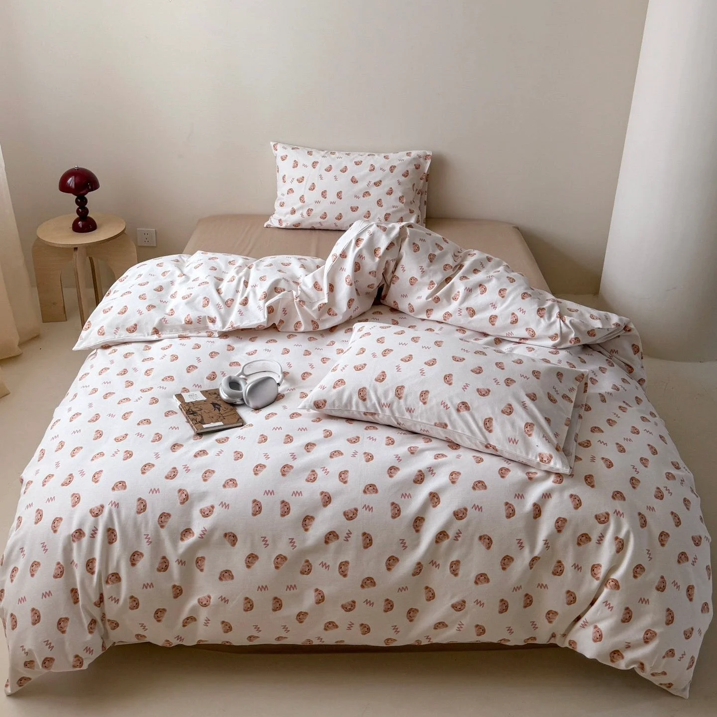 Enhanced Snuggle Bear Bliss Bedding Set First-Class