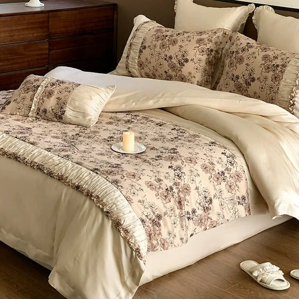 Original Design The Oasis Luxe Bedding Set High-End