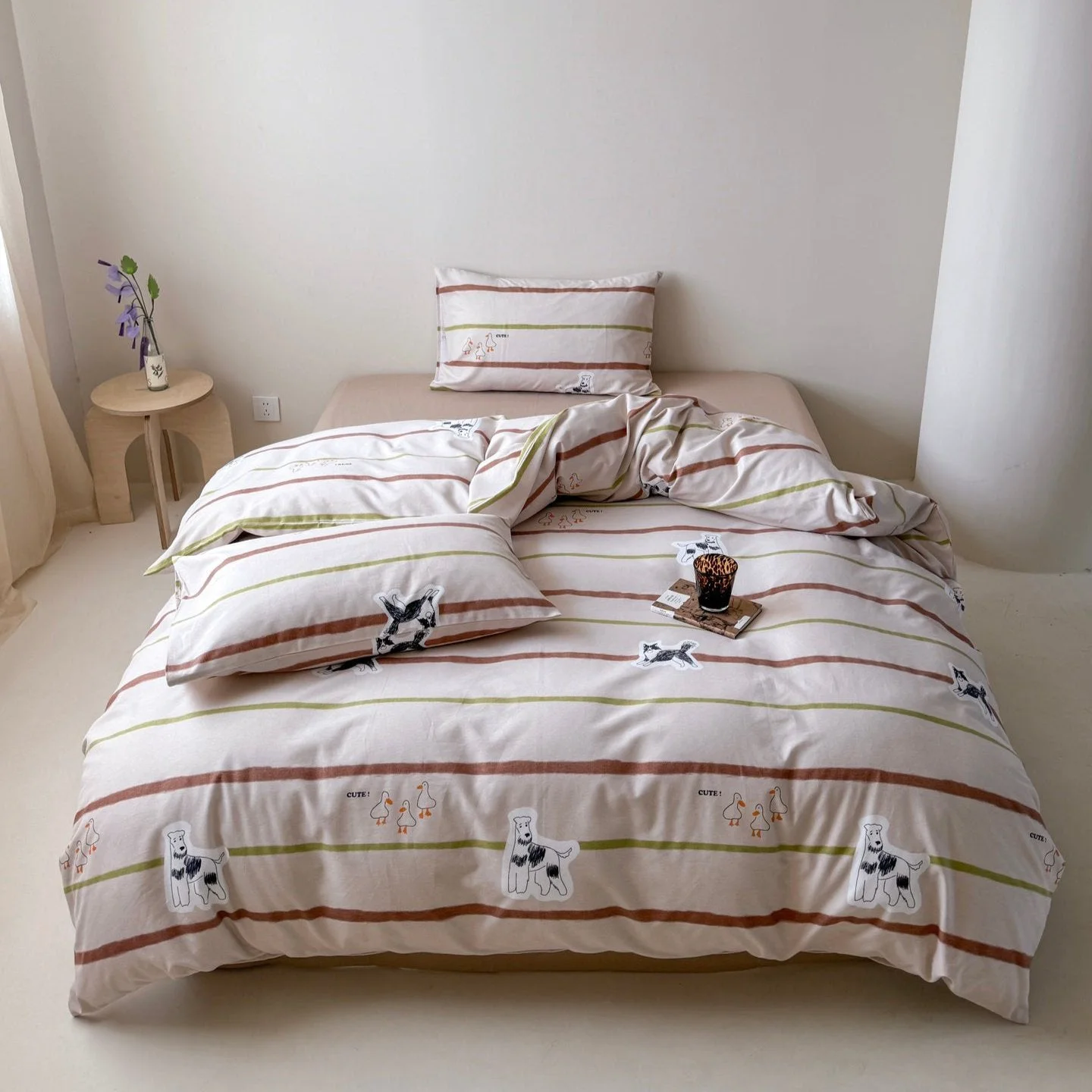 Powerful Paws and Quacks Bedding Set Recyclable