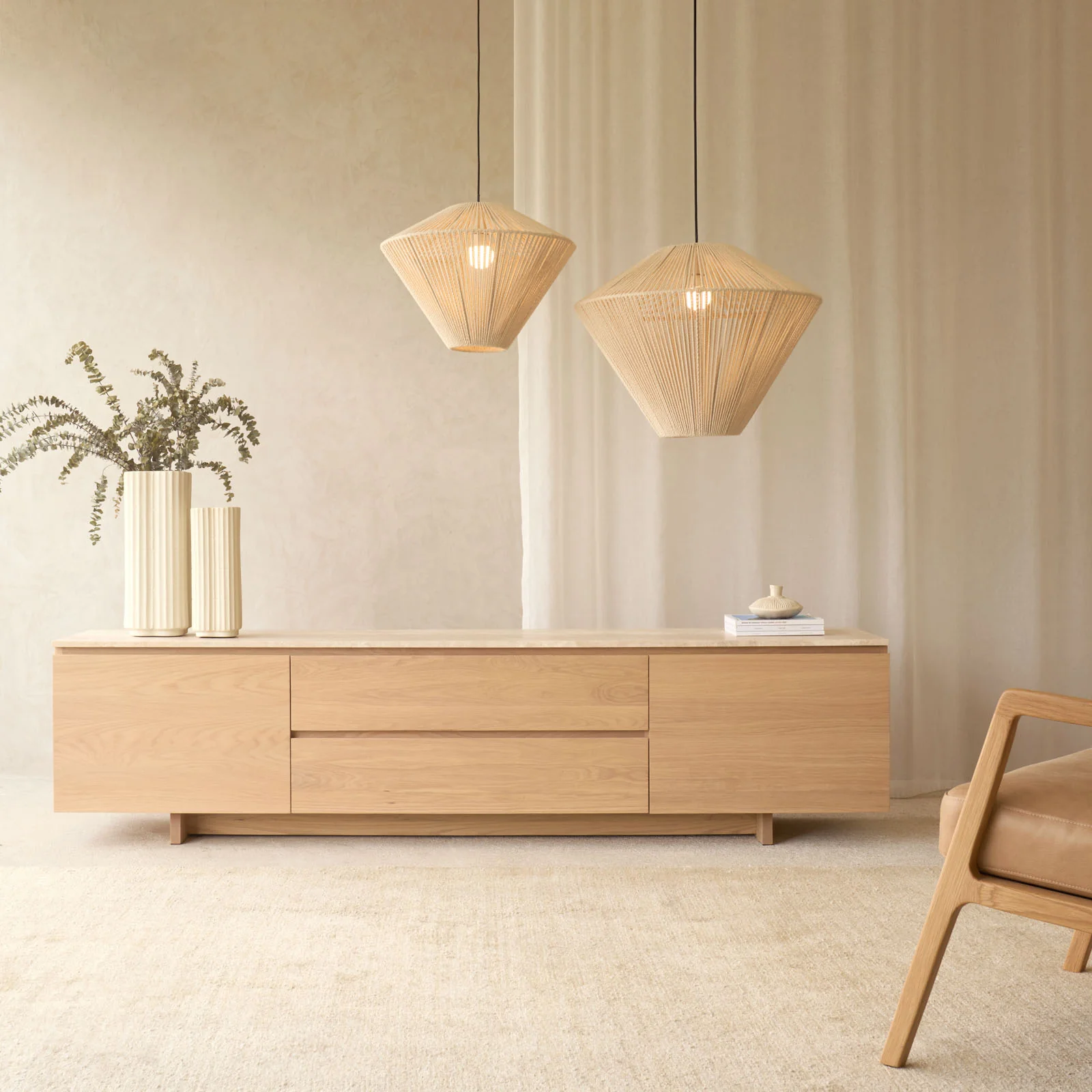 Breathable Kami TV Console Casual