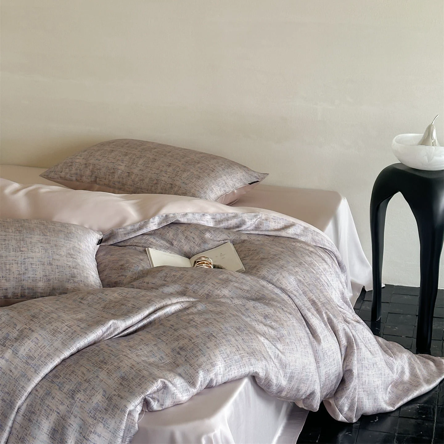 Expertly Made Misty Silk Bedding Set Durable