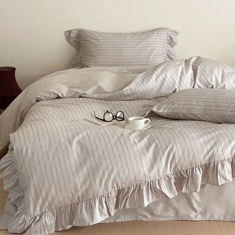 Premium Pinstripe Bedding Set Contemporary
