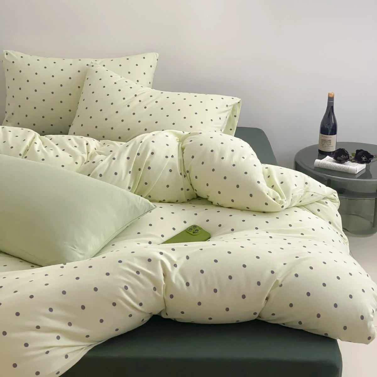 Innovative Mini Polka Dots Bedding Set Soft