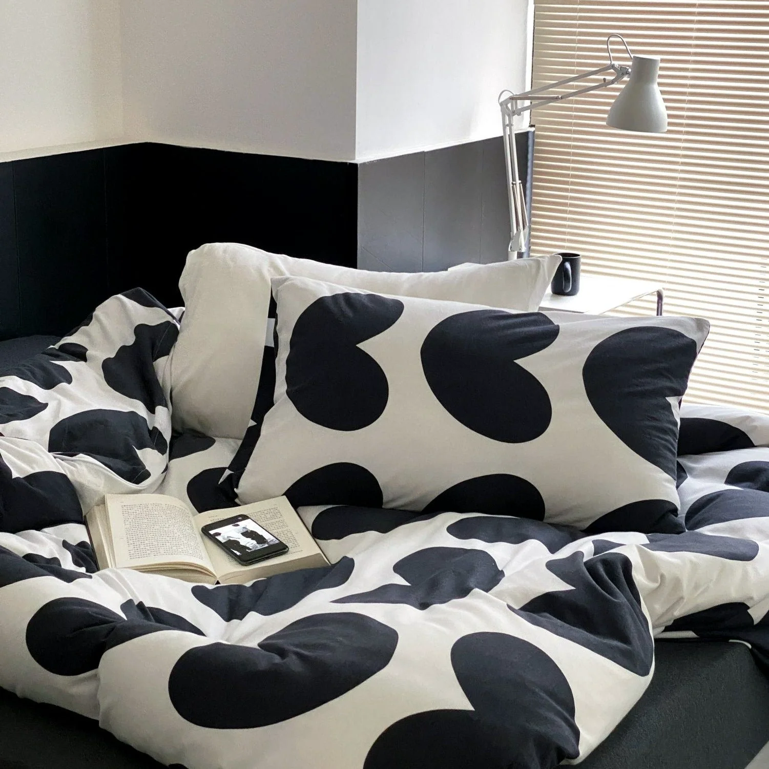Traditional Heart Plus Quilt Cover Set Fast