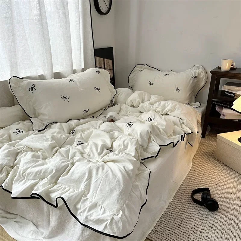 Powerful Coquette French Bow Bedding Set Reusable