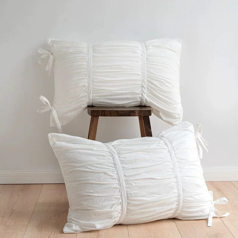 Original Design Coquette Pleated Cotton Pillowcase Traditional