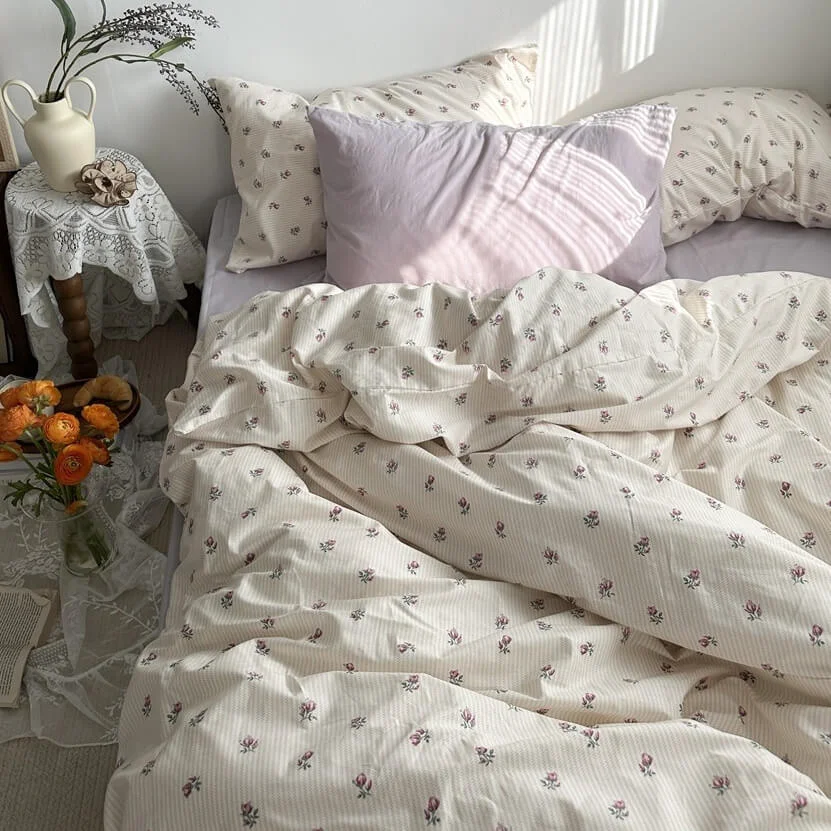 Exclusive Vintage Grandmacore Floral Print Bedding Set Trendy