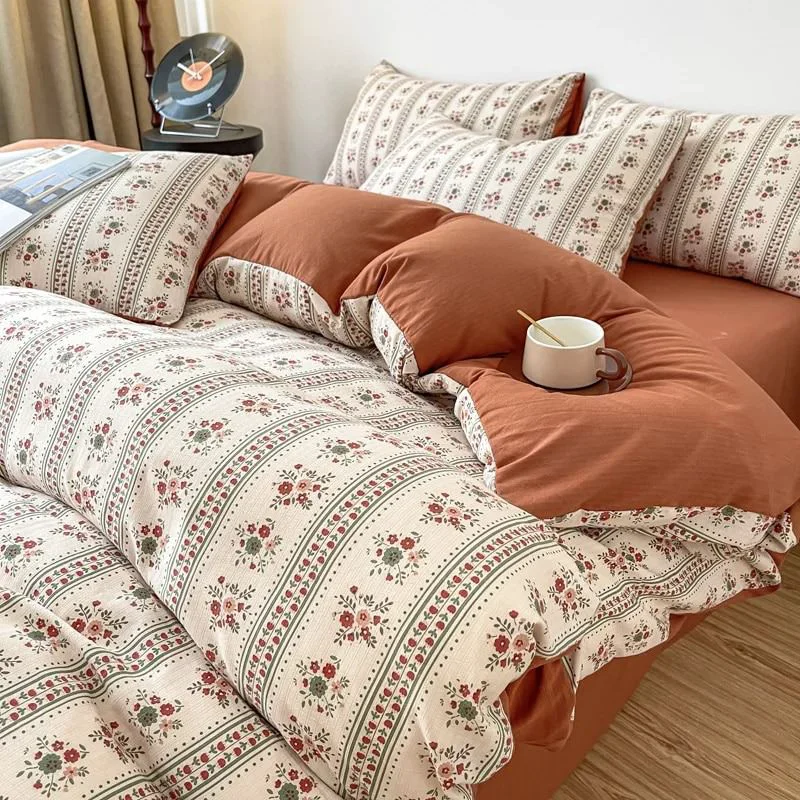 Organic Retro Brown Floral Print Bedding Set World-Class