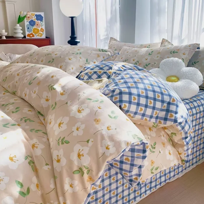 Artisan Reversible Floral Bedding Set Long-Lasting