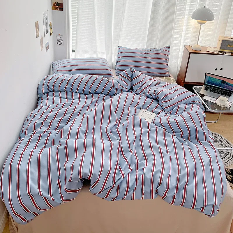 Minimalist Nordic Stripes Bedding Set Proven